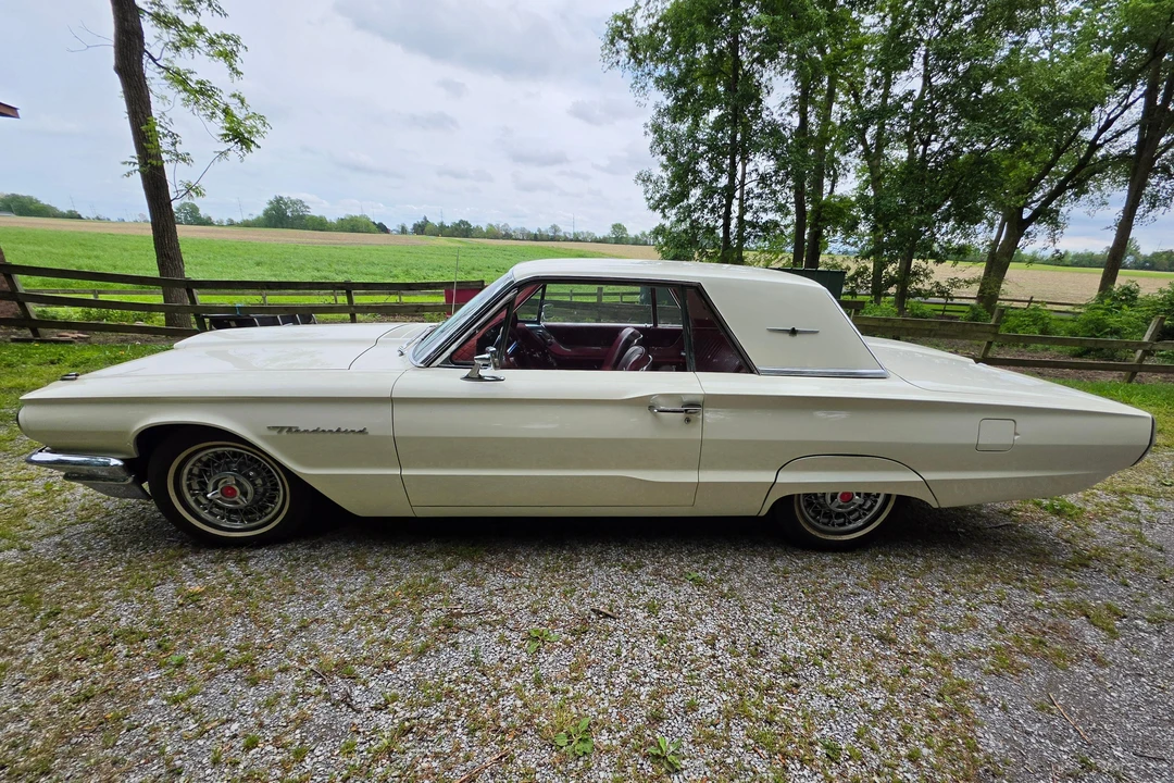 1964 Ford Thunderbird 4th Gen - Image 3 of 31