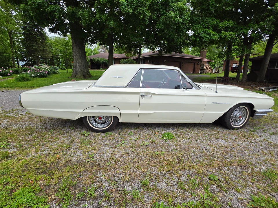 1964 Ford Thunderbird 4th Gen - Image 15 of 31