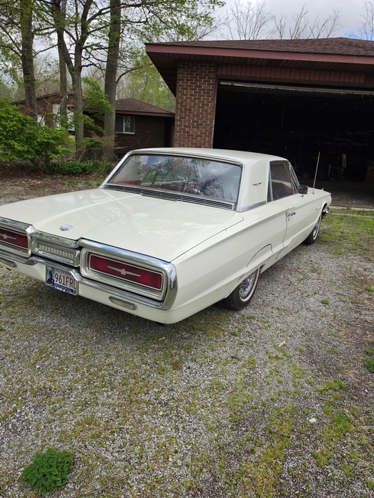 1964 Ford Thunderbird 4th Gen - Image 13 of 31