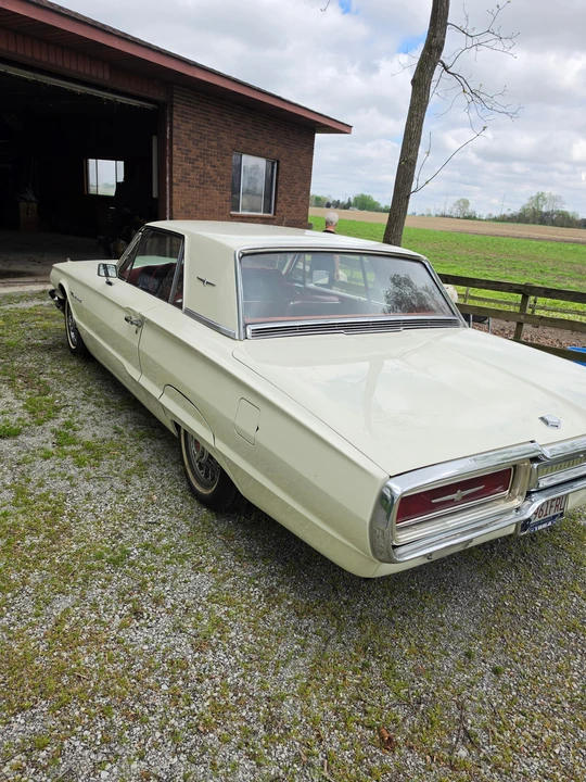 1964 Ford Thunderbird 4th Gen - Image 11 of 31