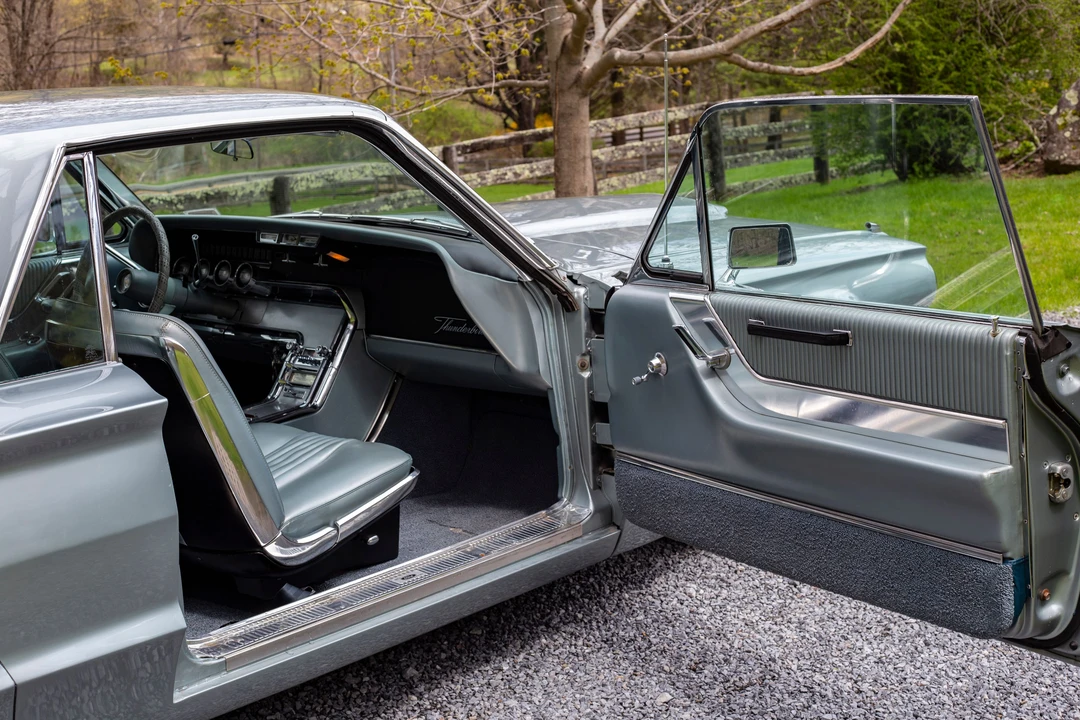 1964 Ford Thunderbird 4th Gen - Image 15 of 26