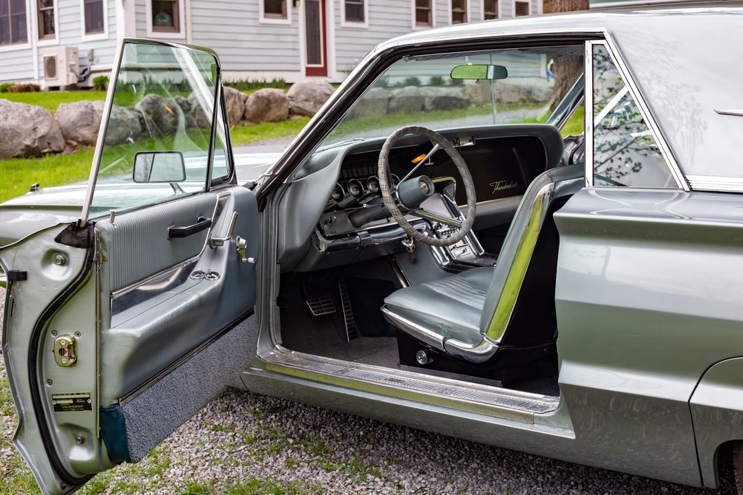 1964 Ford Thunderbird 4th Gen - Image 23 of 26