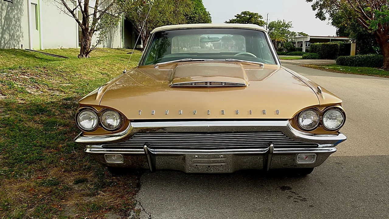 1964 Ford Thunderbird 3rd Gen - Image 13 of 21