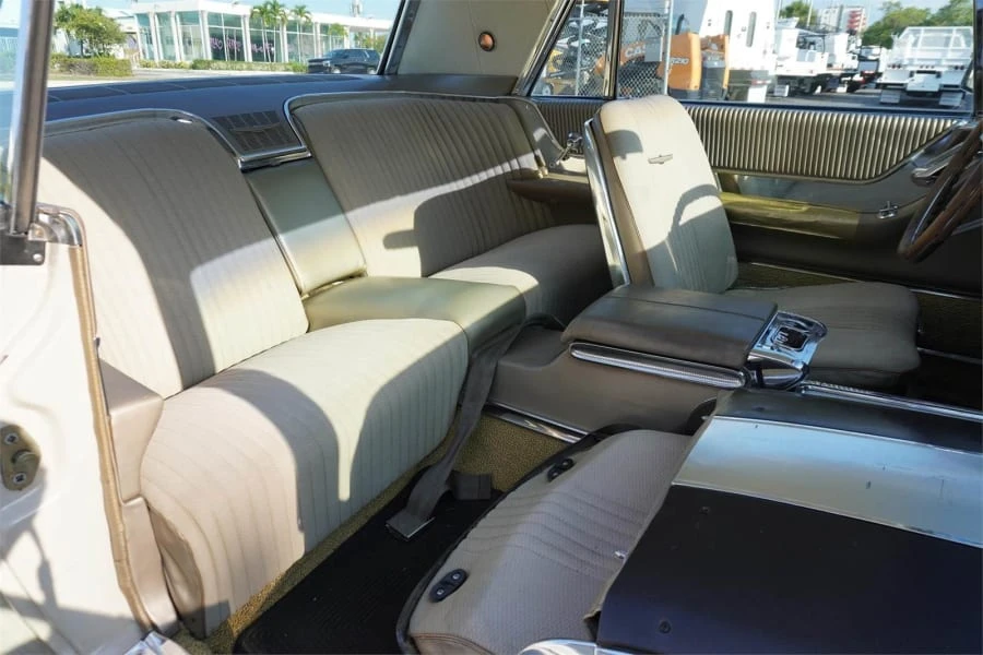 1964 Ford Thunderbird 4th Gen - Image 29 of 31