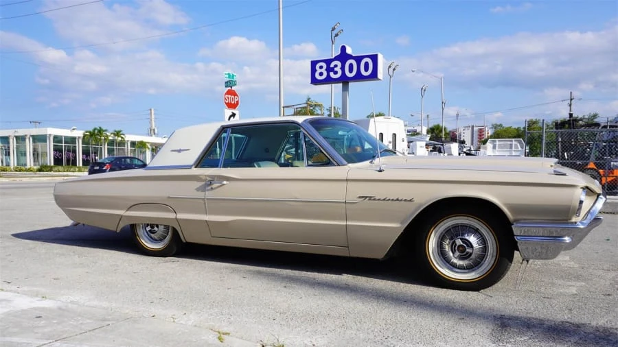 1964 Ford Thunderbird 4th Gen - Image 21 of 31