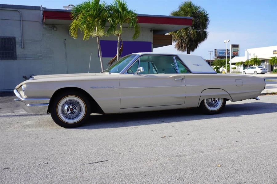 1964 Ford Thunderbird 4th Gen - Image 24 of 31