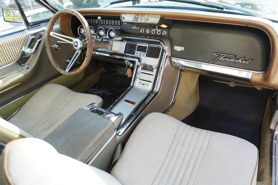 1964 Ford Thunderbird 4th Gen - Image 28 of 31
