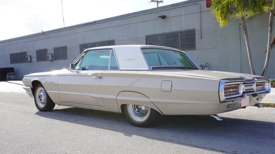 1964 Ford Thunderbird 4th Gen - Image 22 of 31