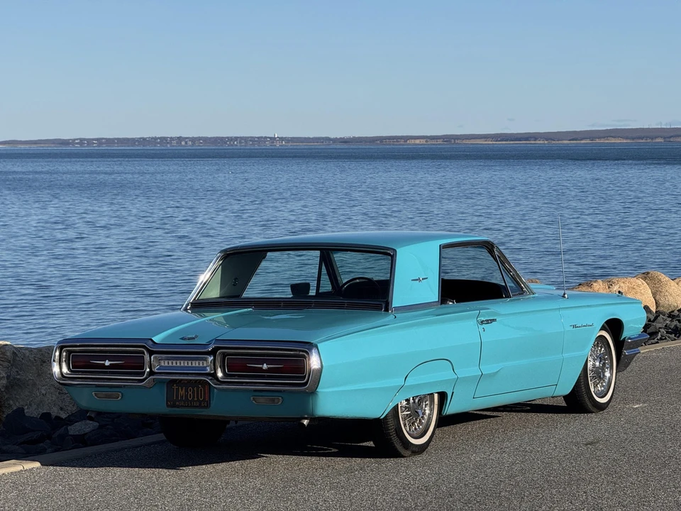1964 Ford Thunderbird 3rd Gen - Image 15 of 31