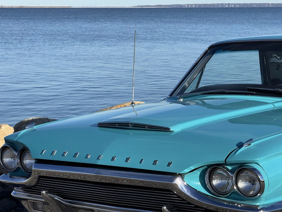 1964 Ford Thunderbird 3rd Gen - Image 24 of 31