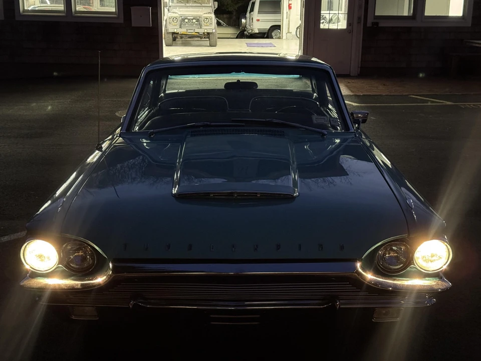 1964 Ford Thunderbird 3rd Gen - Image 21 of 31