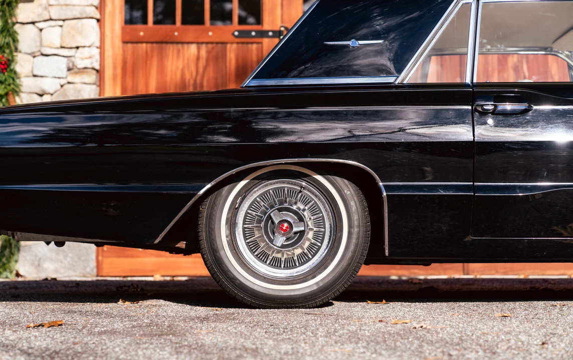1964 Ford Thunderbird 4th Gen - Image 23 of 31