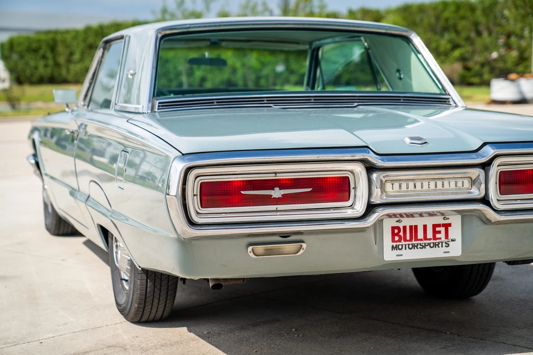 1964 Ford Thunderbird 4th Gen - Image 16 of 31