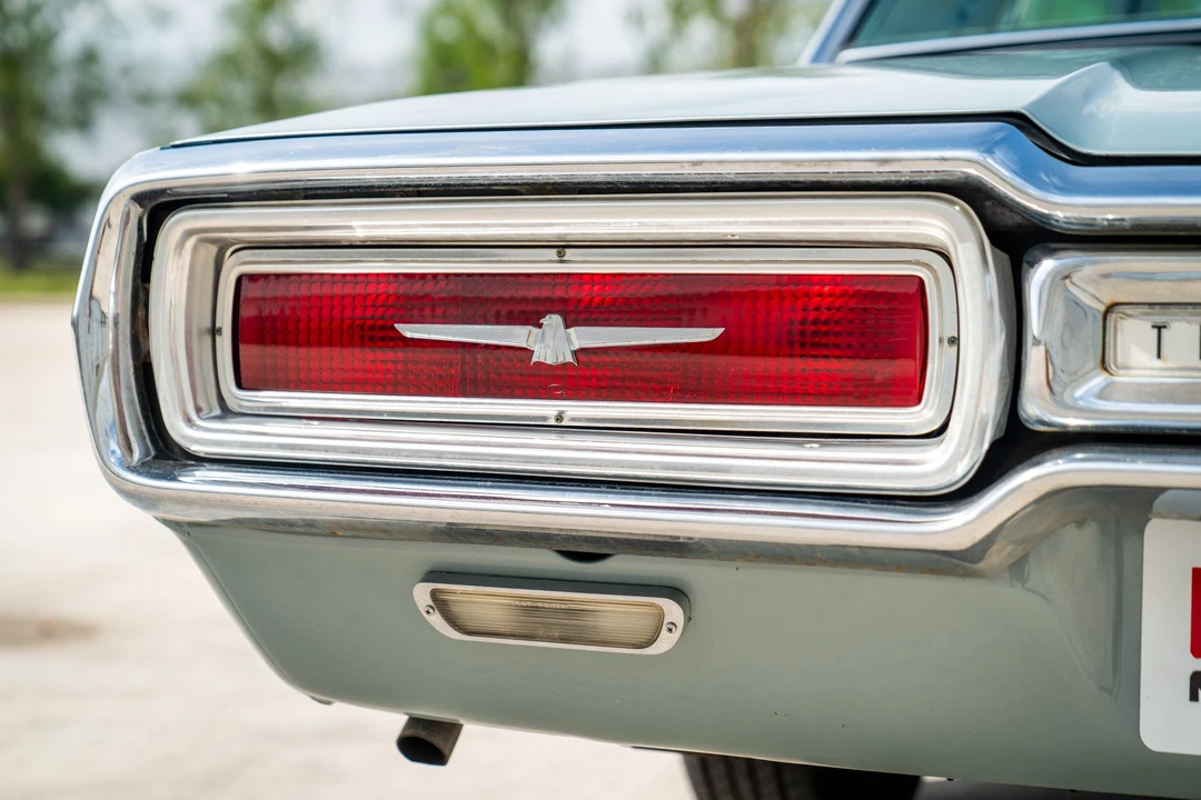 1964 Ford Thunderbird 4th Gen - Image 27 of 31