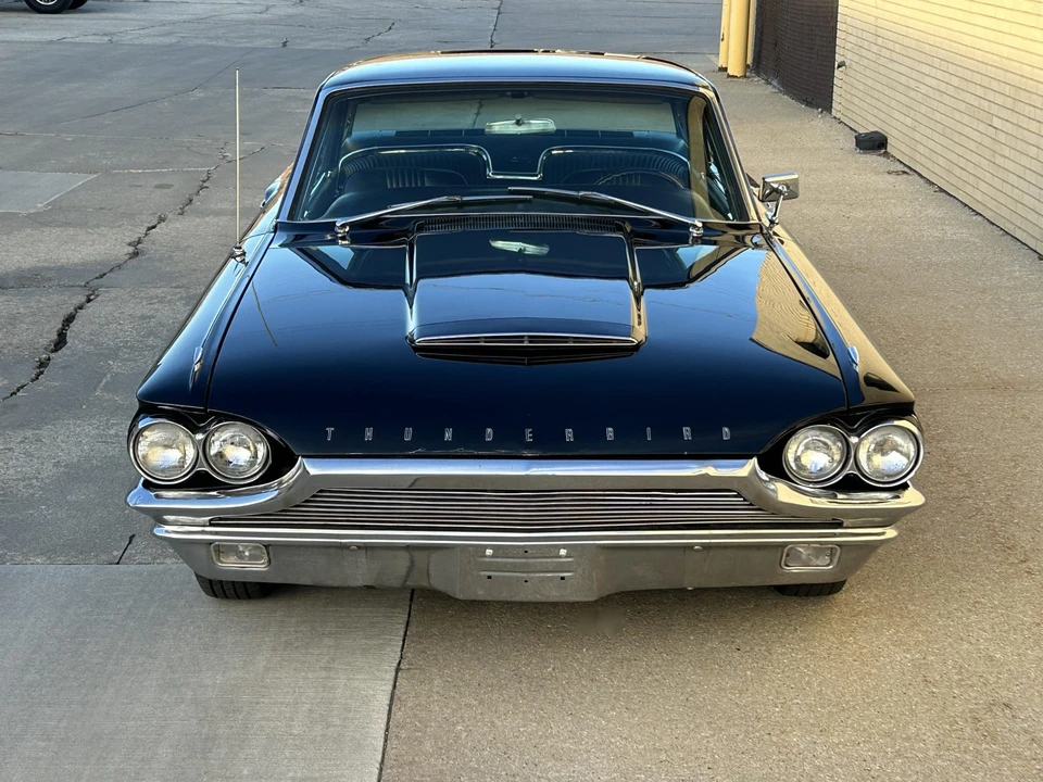 1964 Ford Thunderbird 3rd Gen - Image 2 of 31