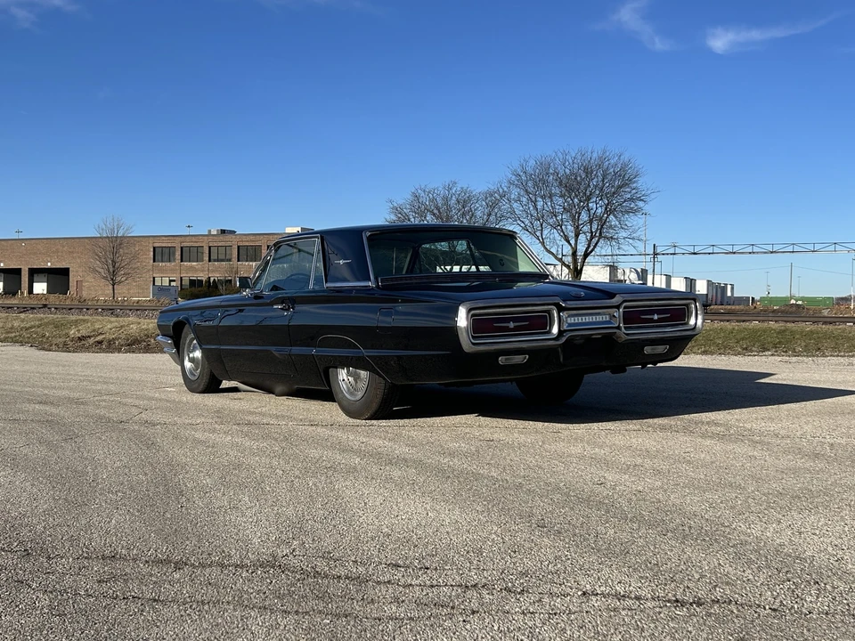 1964 Ford Thunderbird 3rd Gen - Image 30 of 31
