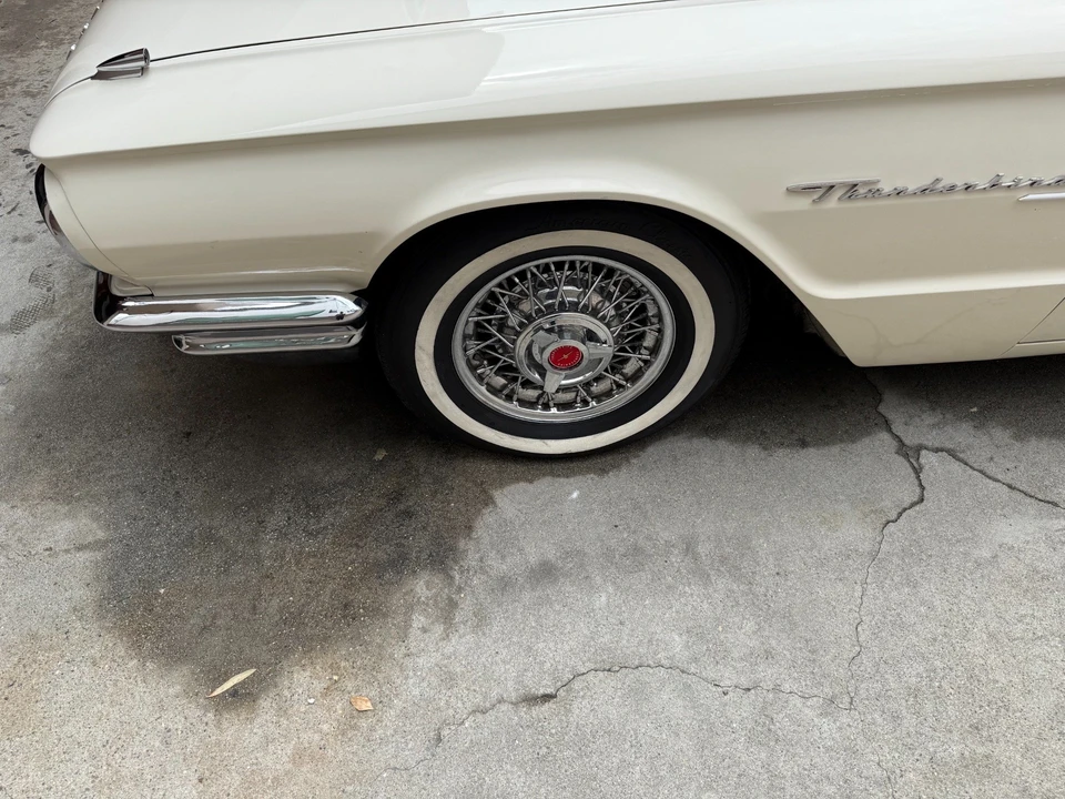 1964 Ford Thunderbird 4th Gen - Image 28 of 31