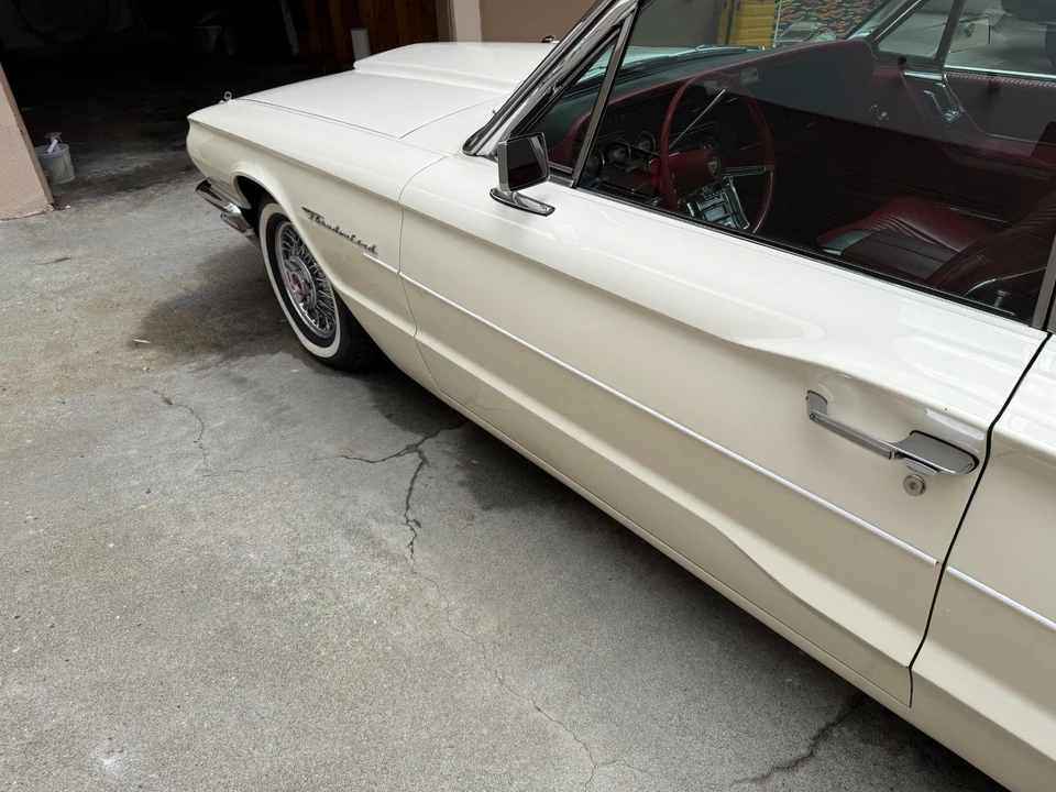 1964 Ford Thunderbird 4th Gen - Image 25 of 31