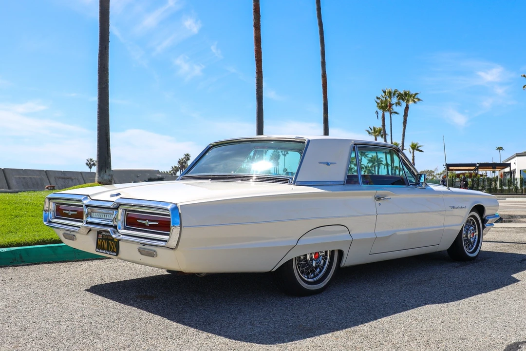 1964 Ford Thunderbird 4th Gen - Image 11 of 31