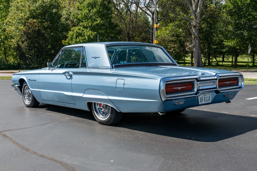 1964 Ford Thunderbird 4th Gen - Image 10 of 31