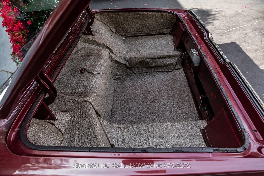 1964 Ford Thunderbird 4th Gen - Image 26 of 31