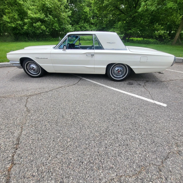 1964 Ford Thunderbird 4th Gen - Image 10 of 31