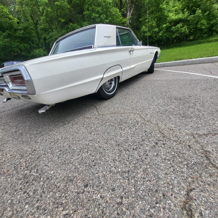 1964 Ford Thunderbird 4th Gen - Image 30 of 31