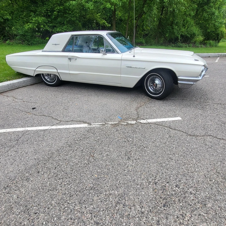 1964 Ford Thunderbird 4th Gen - Image 2 of 31