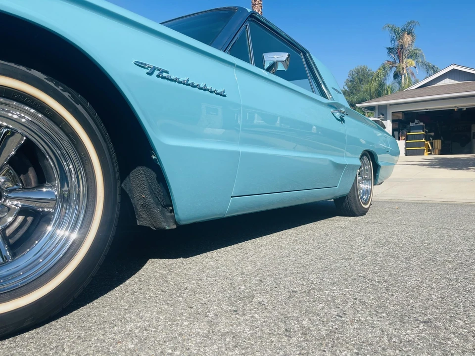 1964 Ford Thunderbird 4th Gen - Image 19 of 31