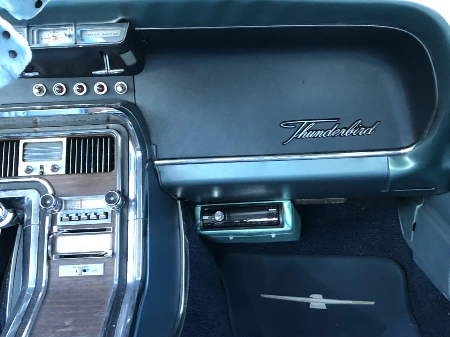 1964 Ford Thunderbird 4th Gen - Image 6 of 12