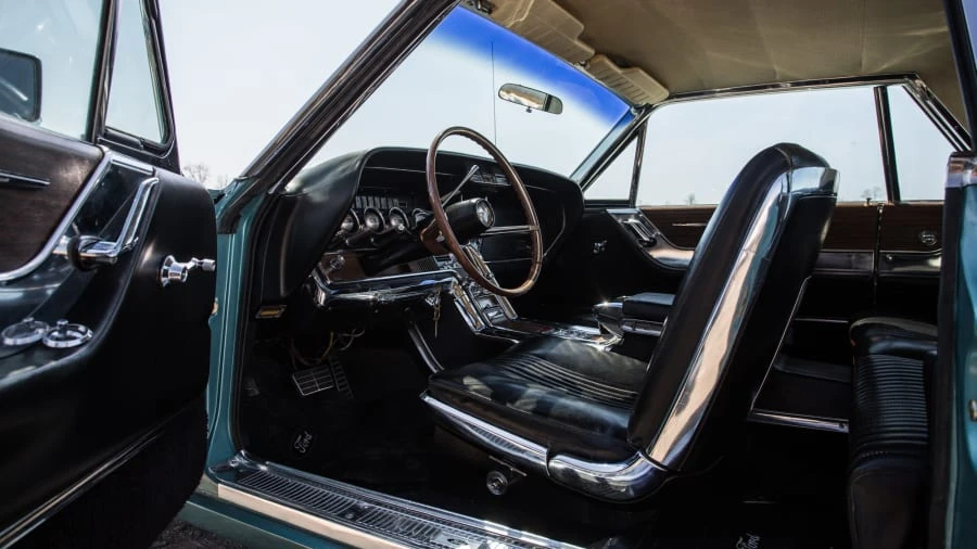 1964 Ford Thunderbird 4th Gen - Image 4 of 12