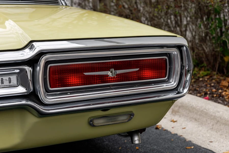 1964 Ford Thunderbird 4th Gen - Image 9 of 31