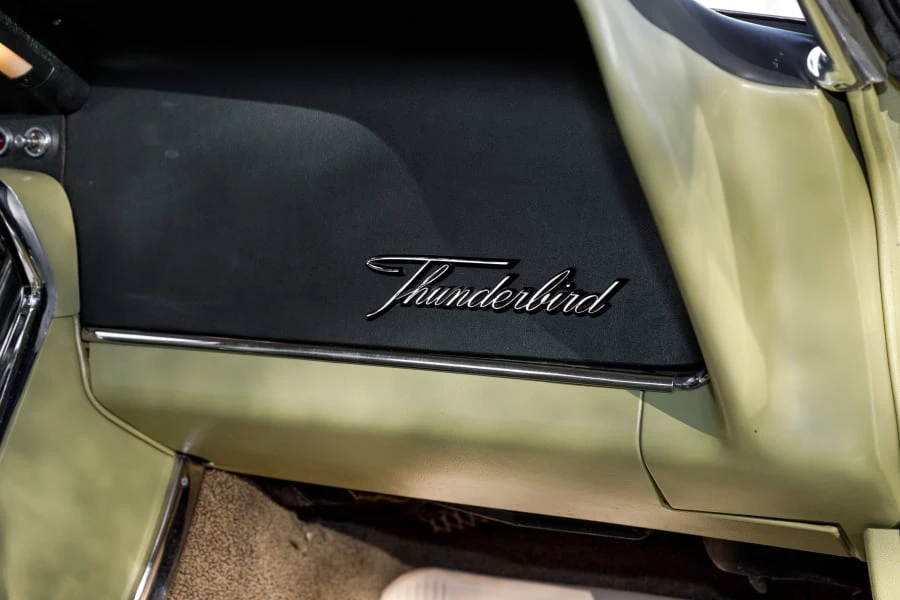 1964 Ford Thunderbird 4th Gen - Image 24 of 31