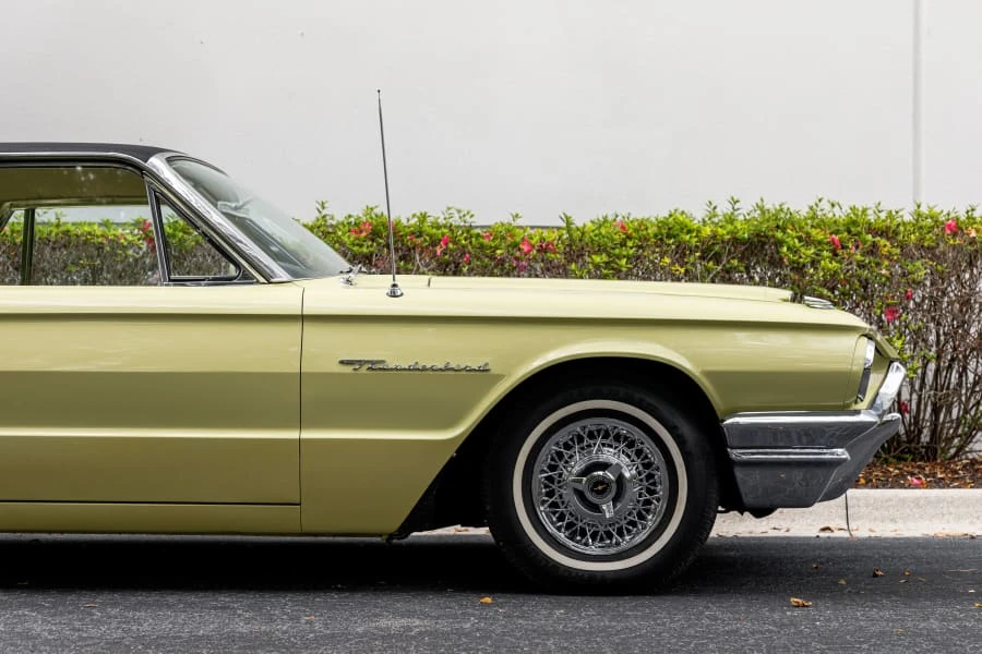 1964 Ford Thunderbird 4th Gen - Image 10 of 31