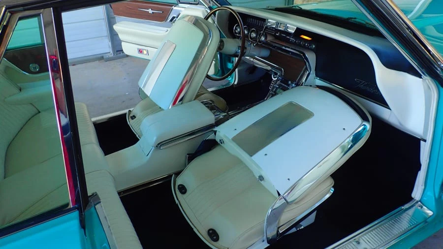 1964 Ford Thunderbird 4th Gen - Image 7 of 18
