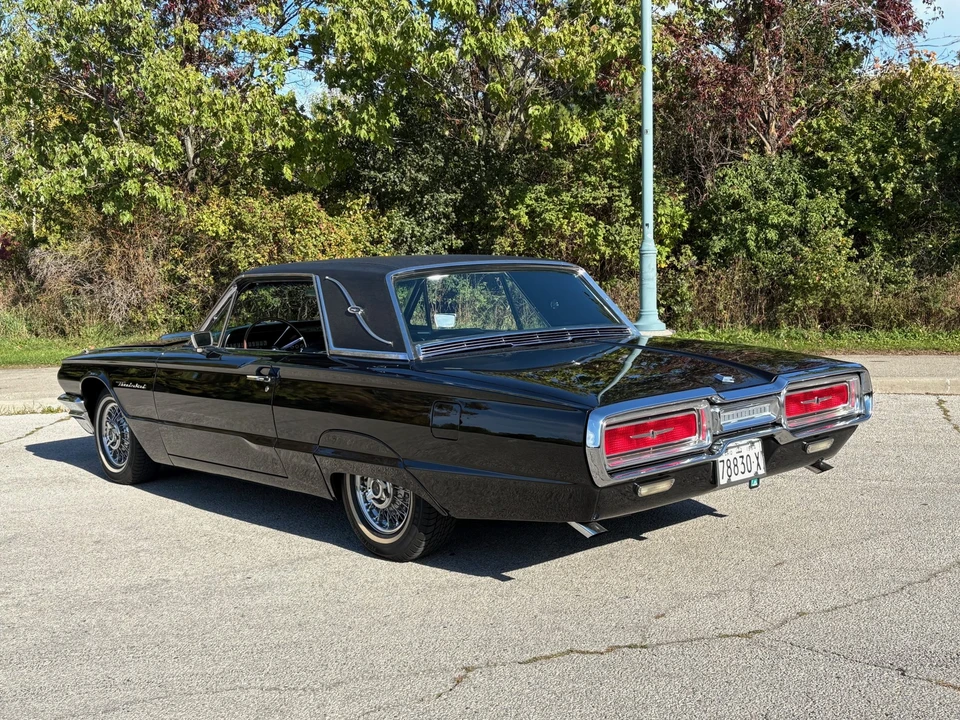 1964 Ford Thunderbird 3rd Gen - Image 10 of 31