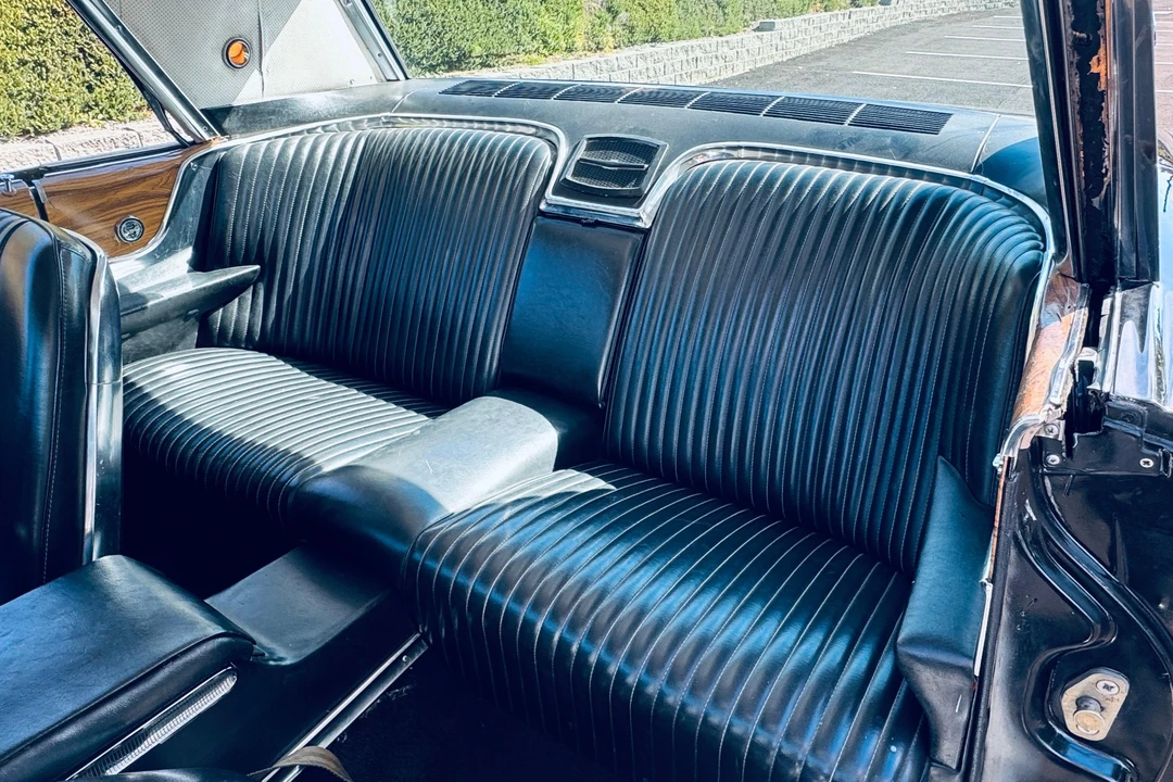1964 Ford Thunderbird 4th Gen - Image 26 of 31