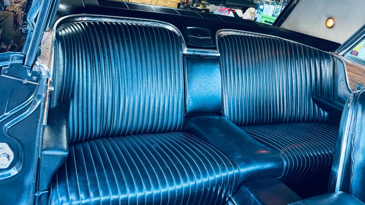 1964 Ford Thunderbird 4th Gen - Image 30 of 31