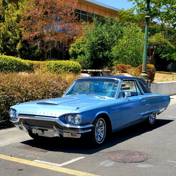 1964 Ford Thunderbird 4th Gen - Image 10 of 31