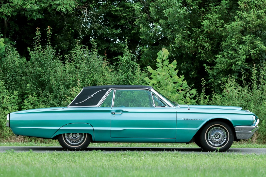 1964 Ford Thunderbird 4th Gen - Image 24 of 31