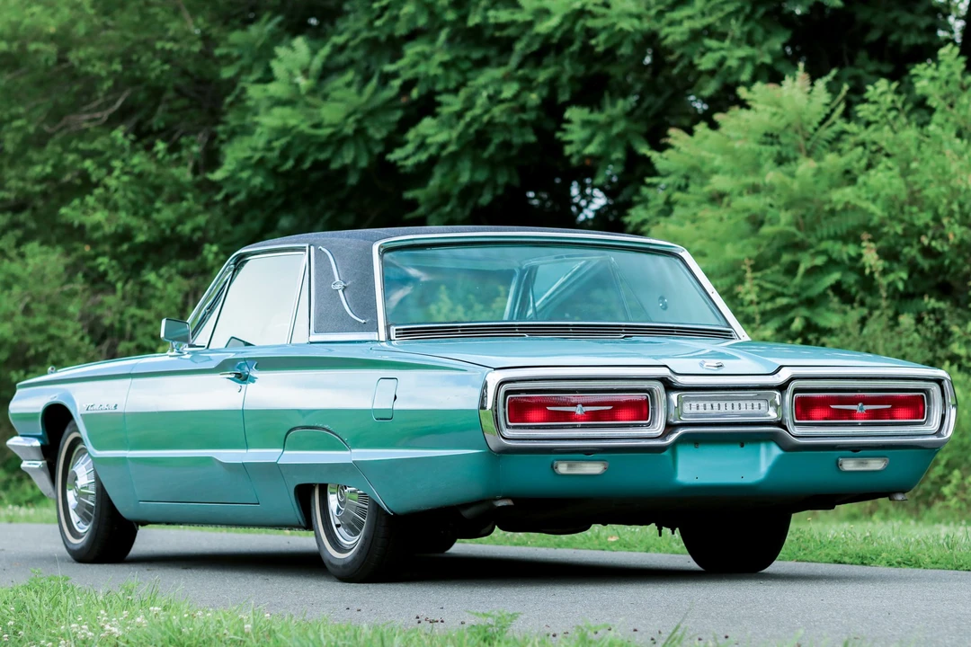 1964 Ford Thunderbird 4th Gen - Image 15 of 31
