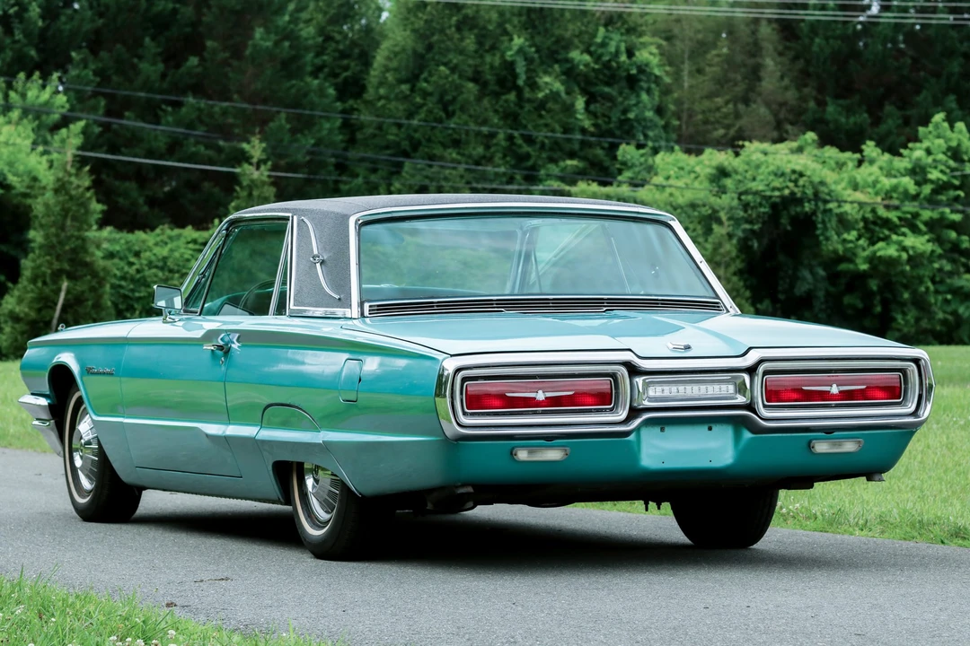 1964 Ford Thunderbird 4th Gen - Image 16 of 31