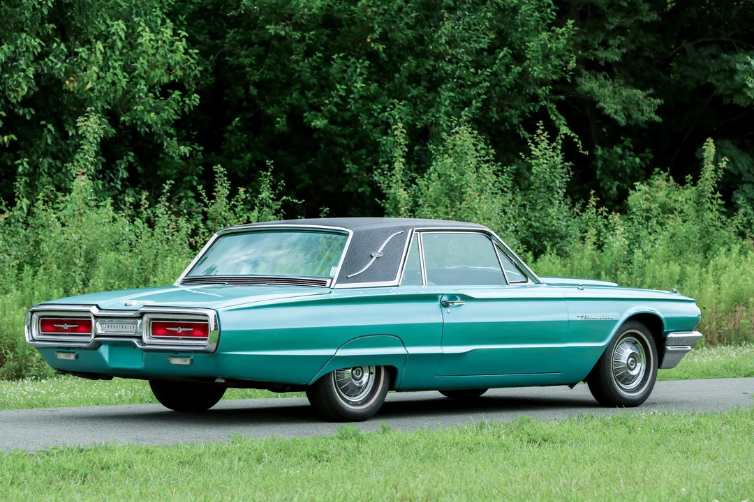 1964 Ford Thunderbird 4th Gen - Image 22 of 31