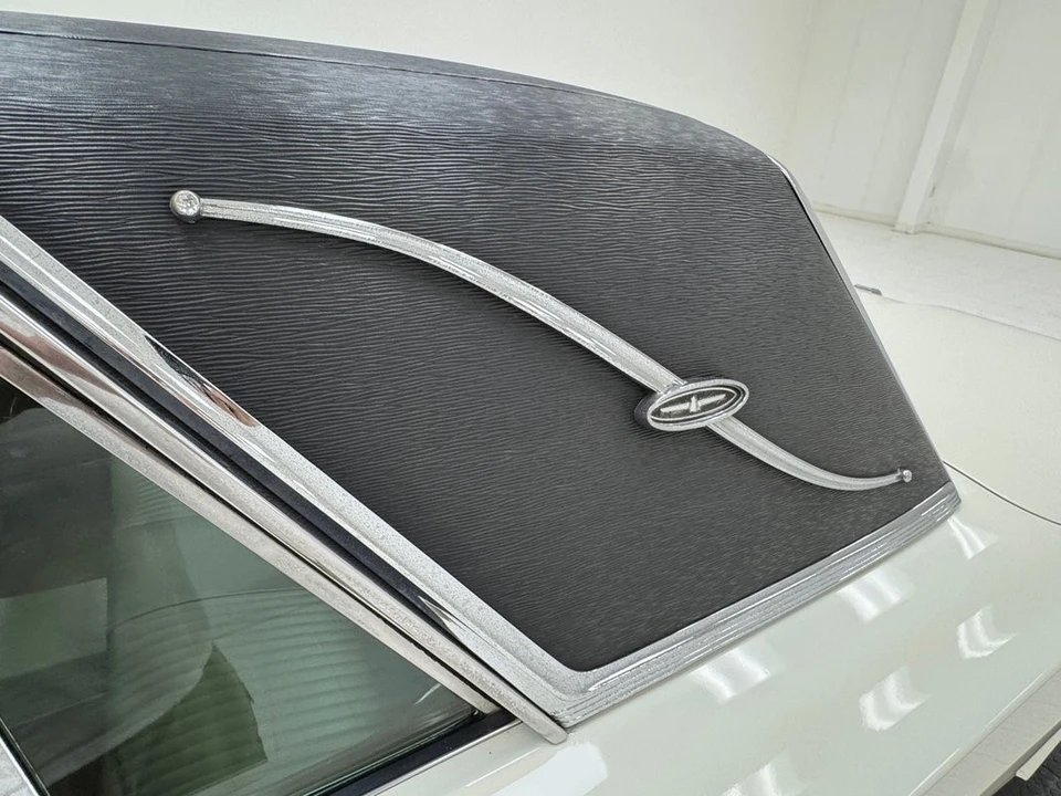 1964 Ford Thunderbird 4th Gen - Image 18 of 31