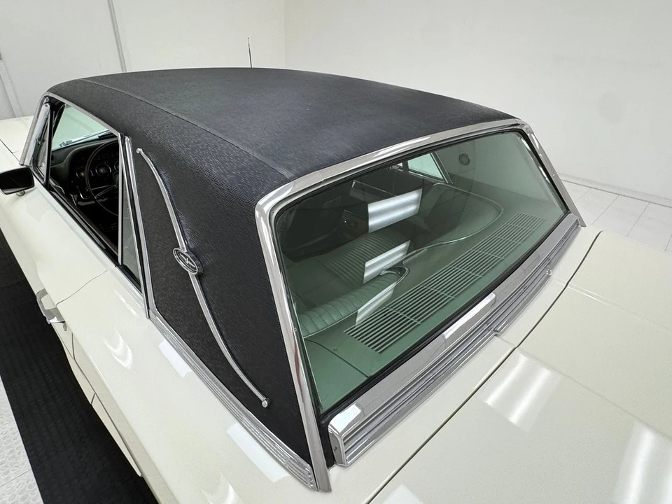 1964 Ford Thunderbird 4th Gen - Image 19 of 31