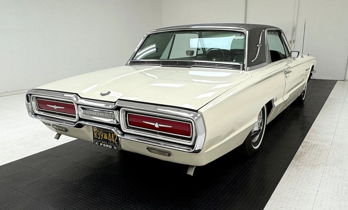 1964 Ford Thunderbird 4th Gen - Image 5 of 31