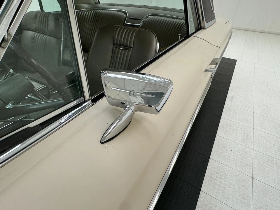 1964 Ford Thunderbird 4th Gen - Image 9 of 31