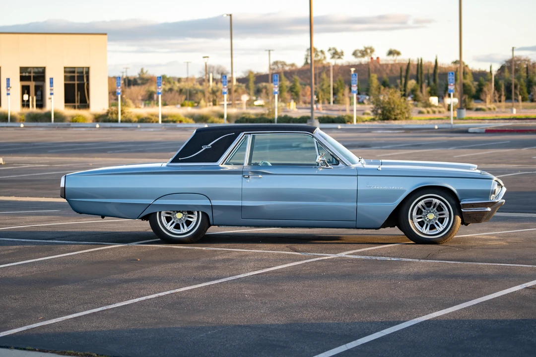 1964 Ford Thunderbird 4th Gen - Image 19 of 31