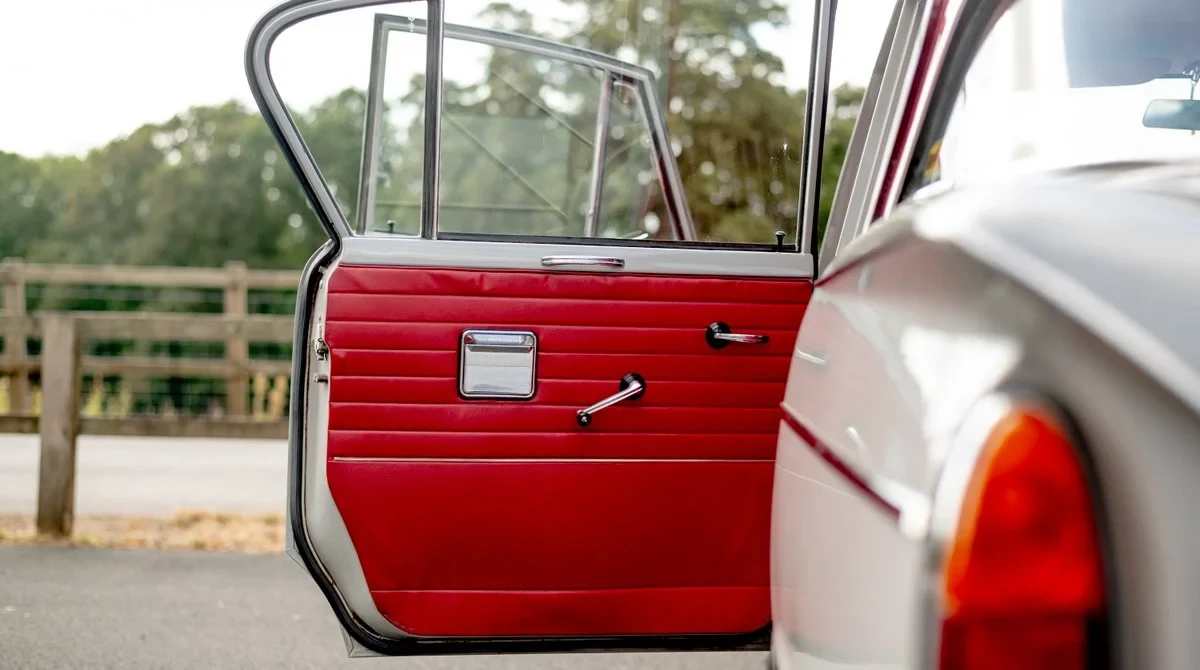 1964 Hillman - Image 25 of 30