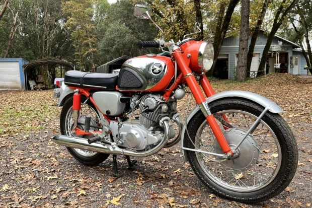 1964 Honda C71 & C72 & C76 & C77 Dream - Image 3 of 7